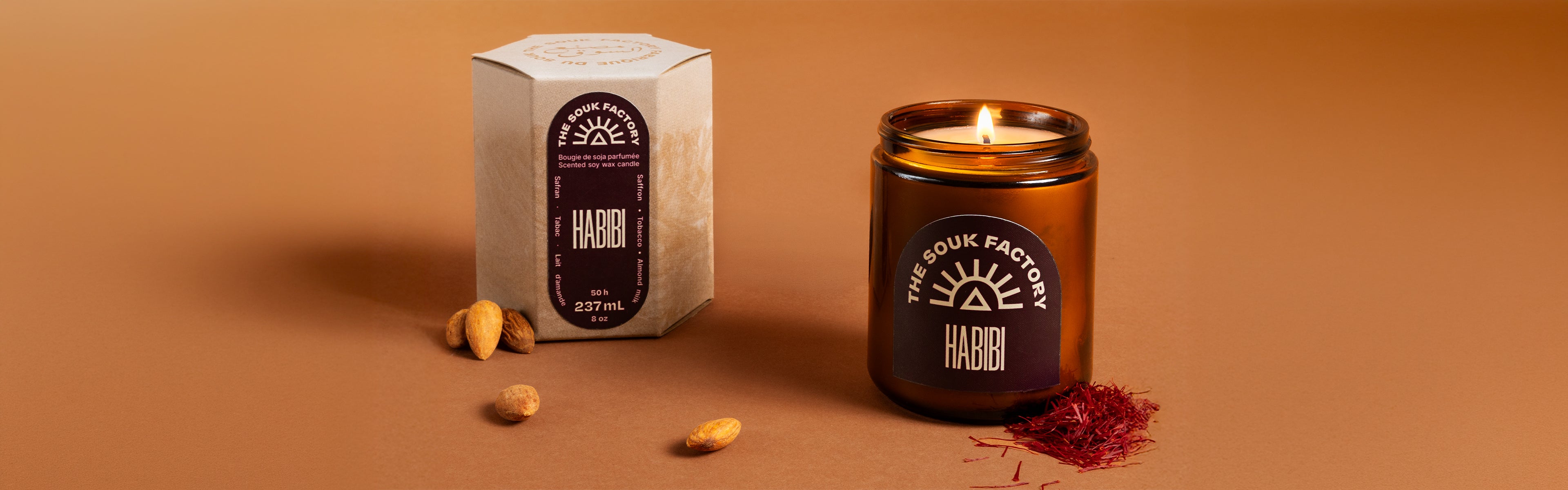 Bougie 8 oz Habibi, étiquette pourpre, amandes et safran